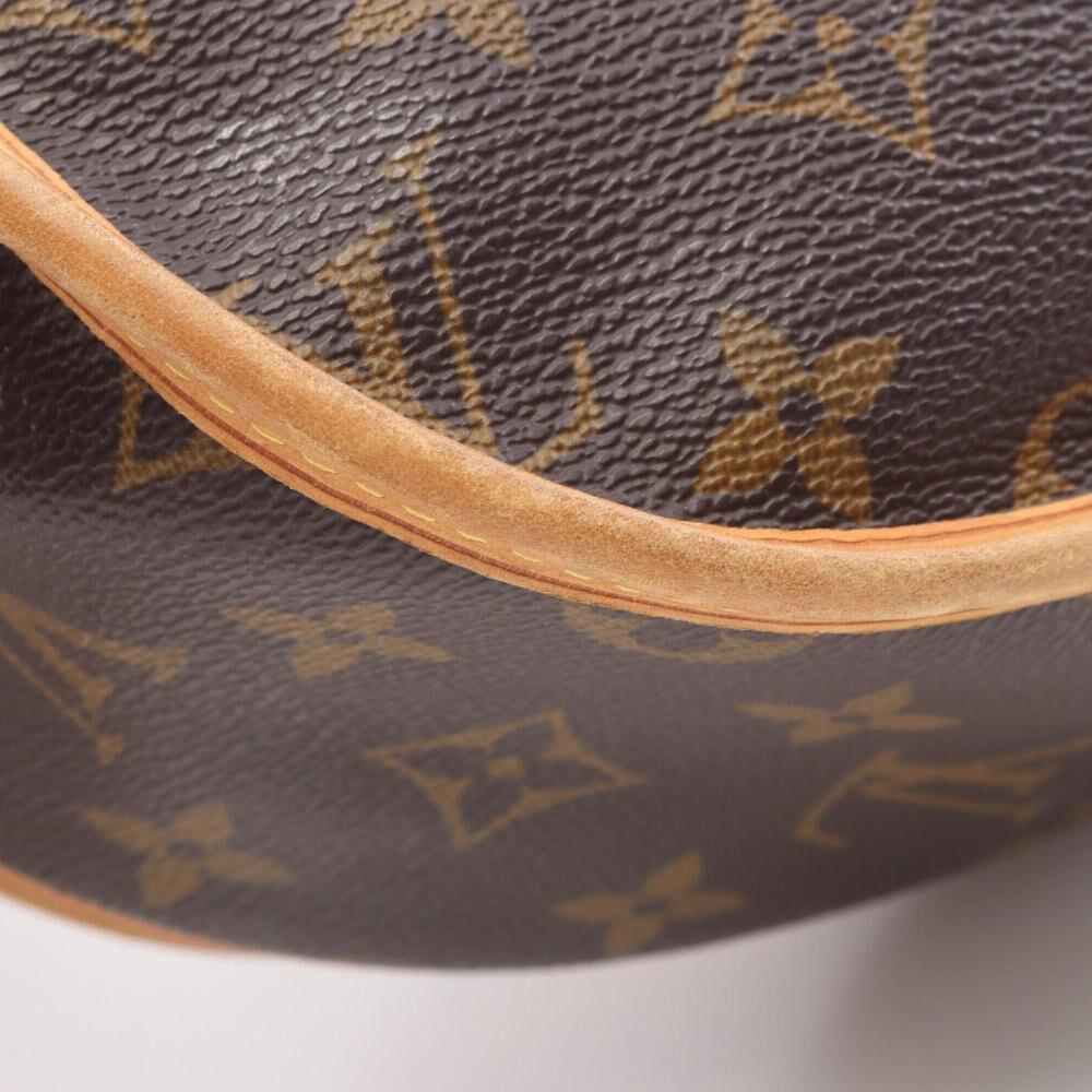 Louis Vuitton Menilmontant