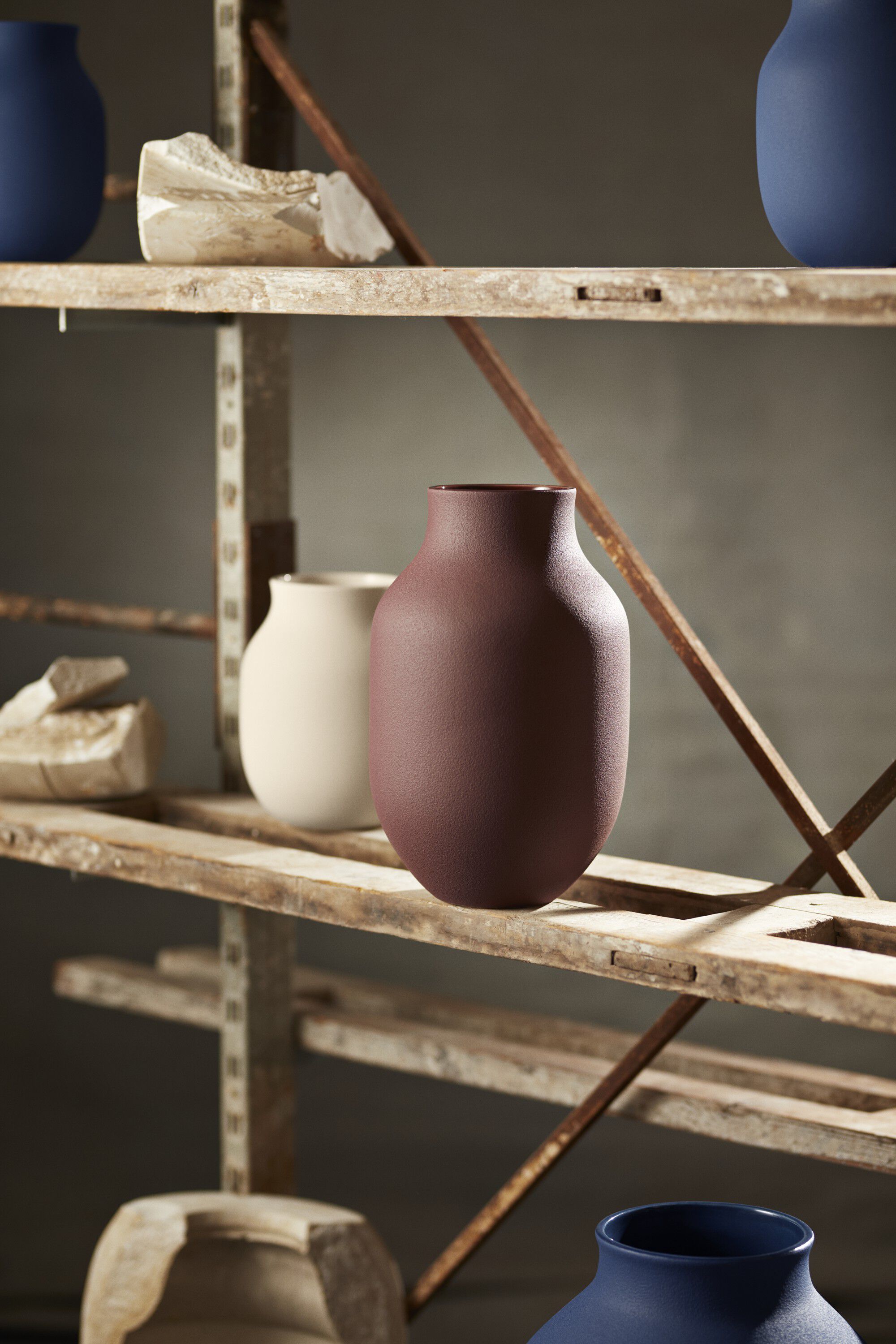 Studio Omaggio #1 Vase H31 cm bordeaux