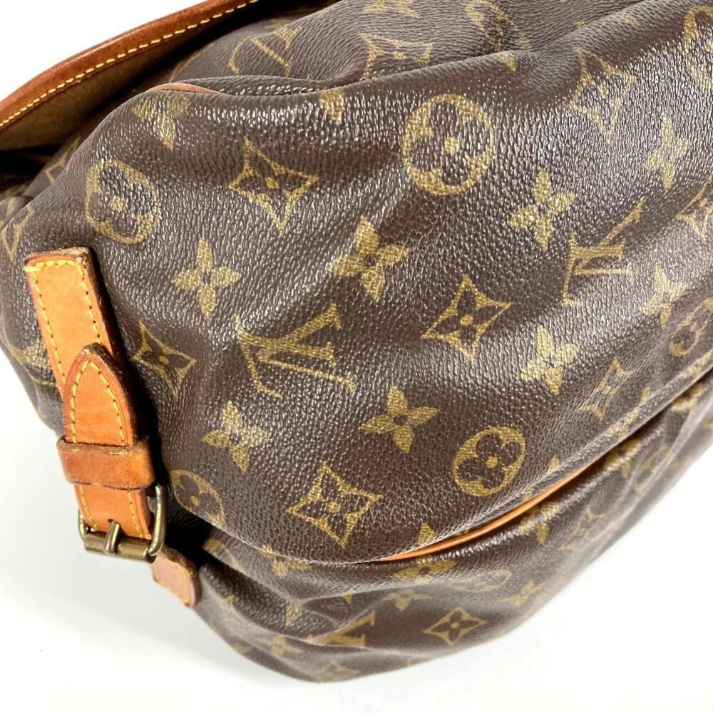 Louis Vuitton Saumur