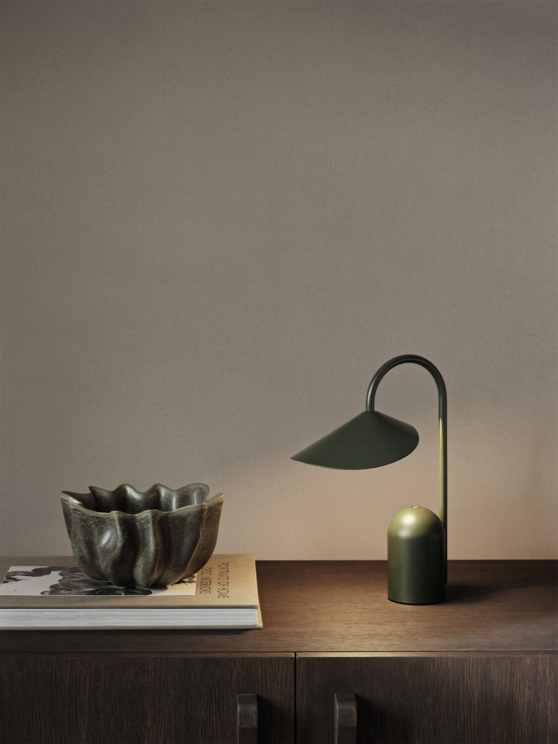Arum Portable Lamp - Grass Green