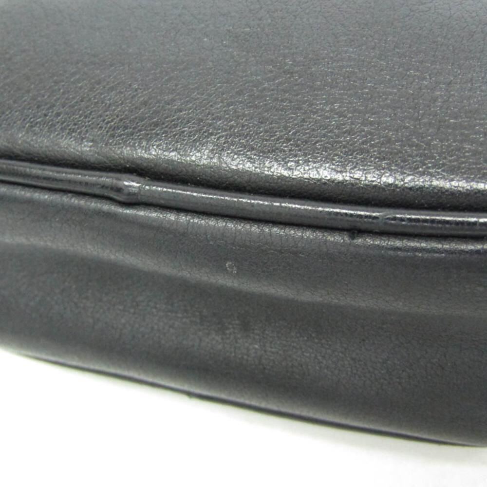 Yves Saint Laurent Shoulder Bag