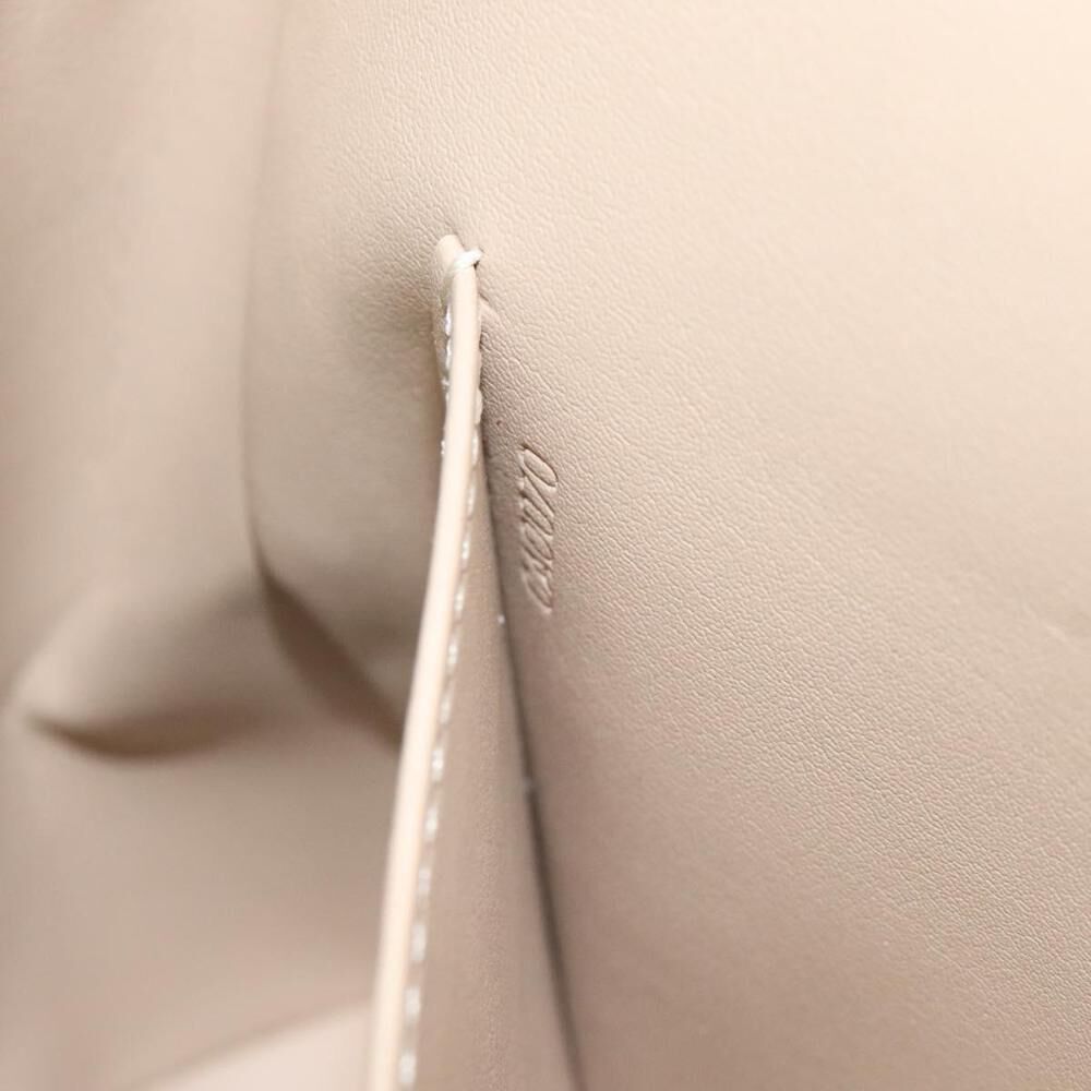 Louis Vuitton Thompson Street