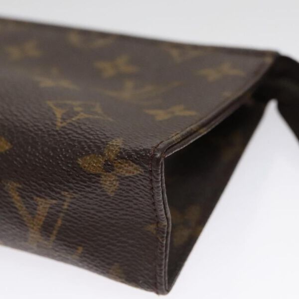 Louis Vuitton Poche Toilette