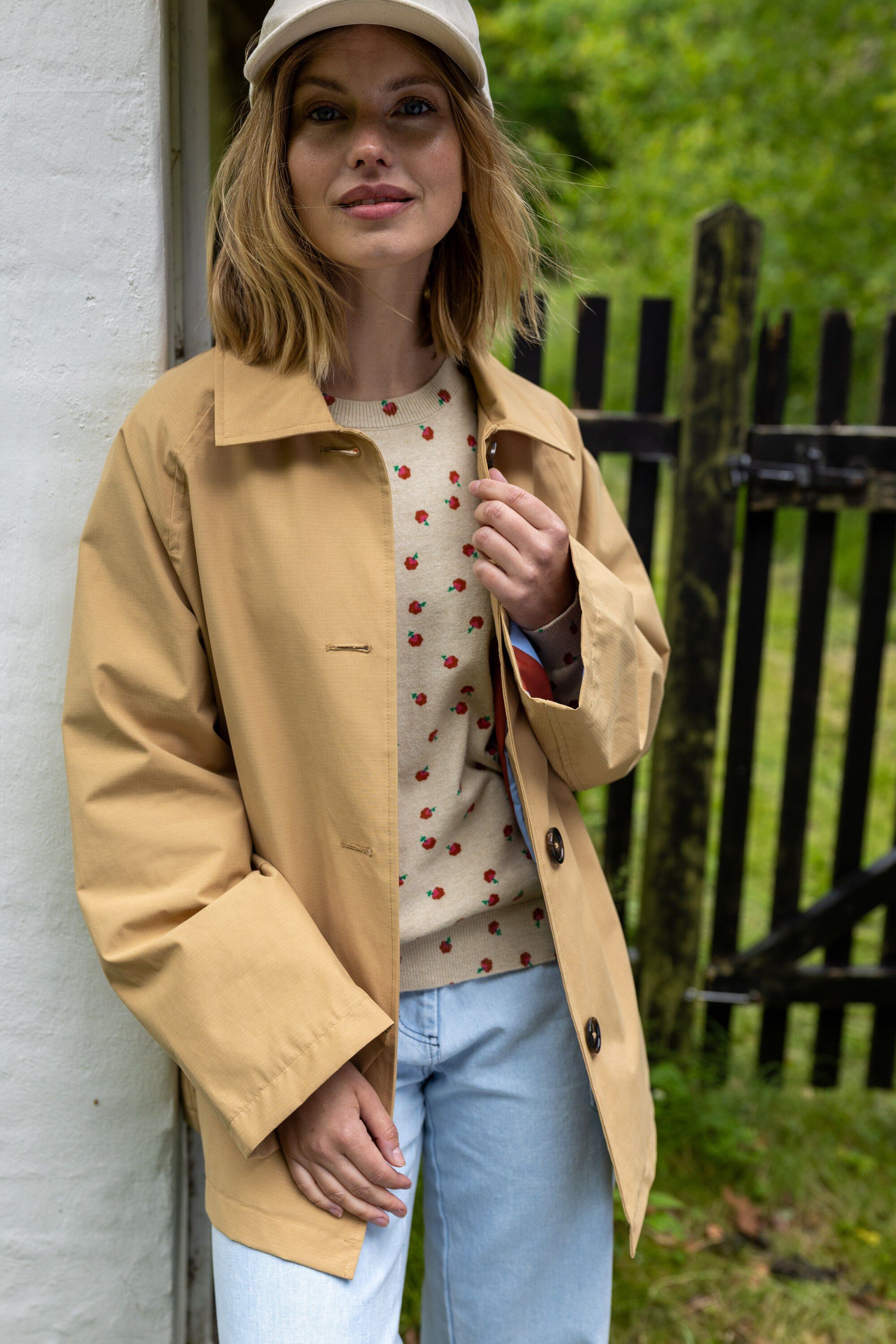 Danebusiness Midseason Jacket Beige