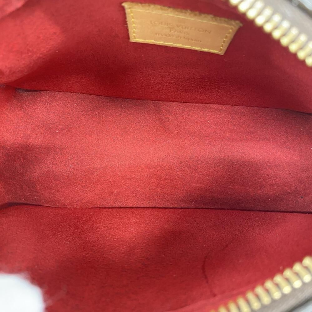 Louis Vuitton Shoulder Bags