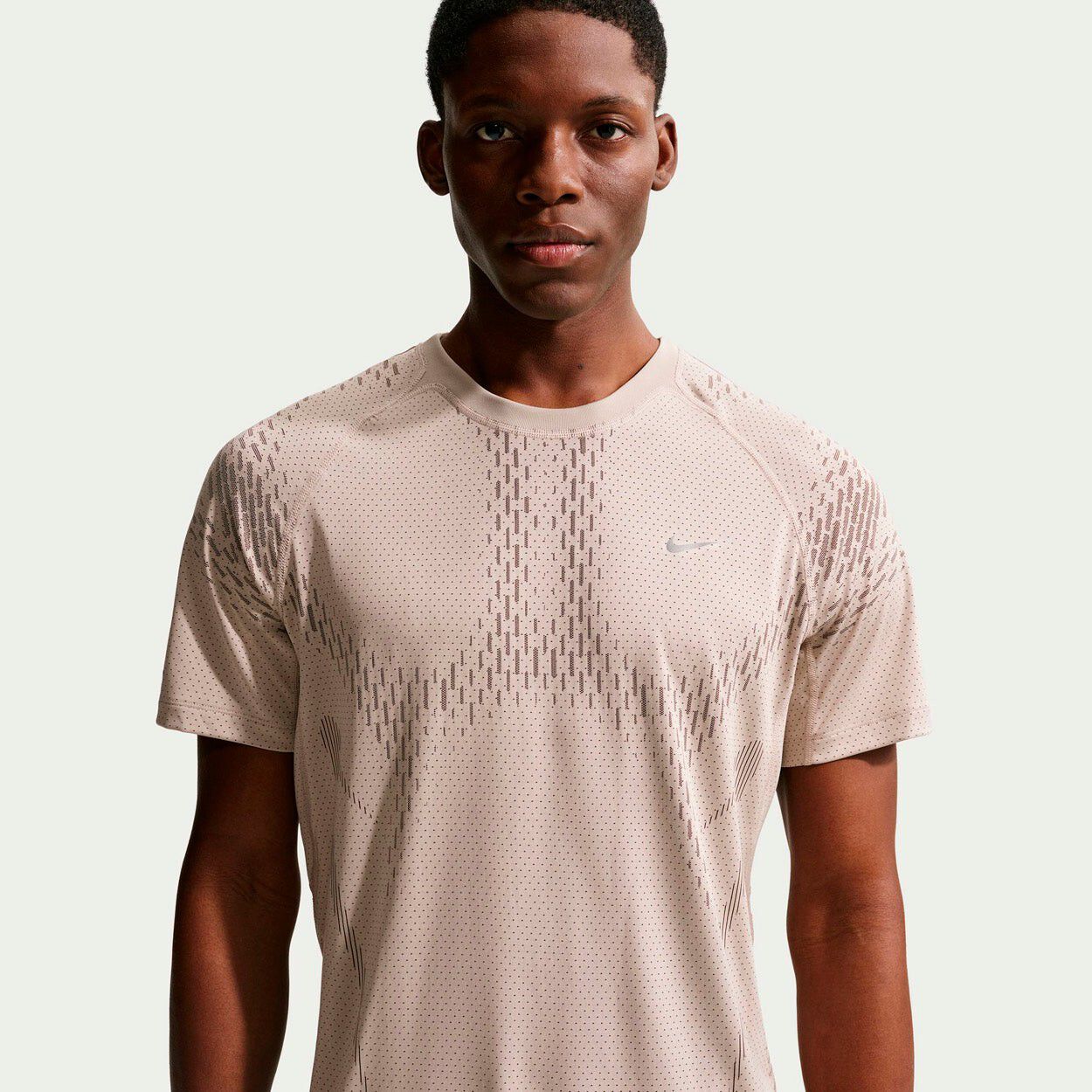 Stride Dri-Fit L&oslash;be T-shirt
