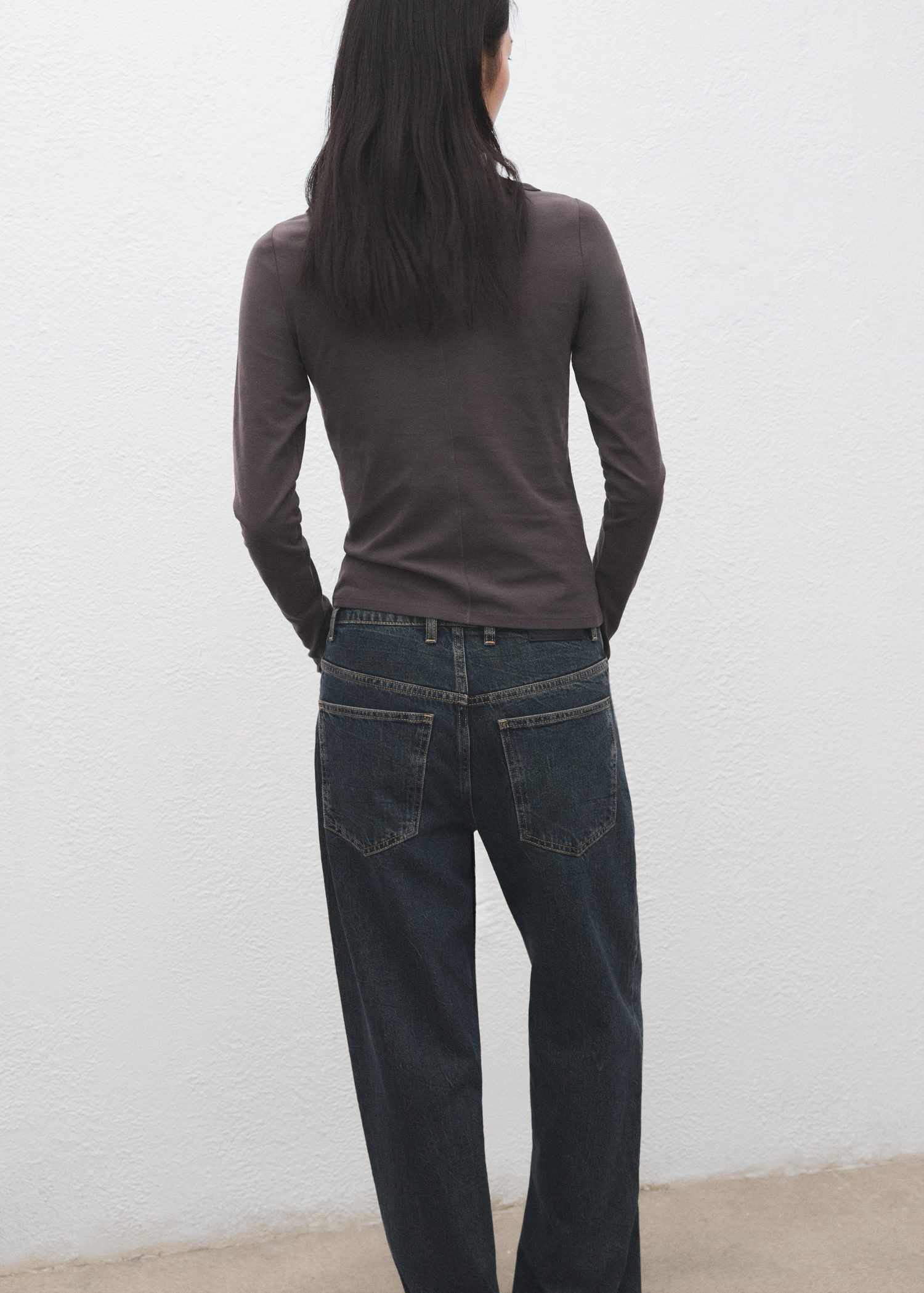 Long sleeve cotton t-shirt