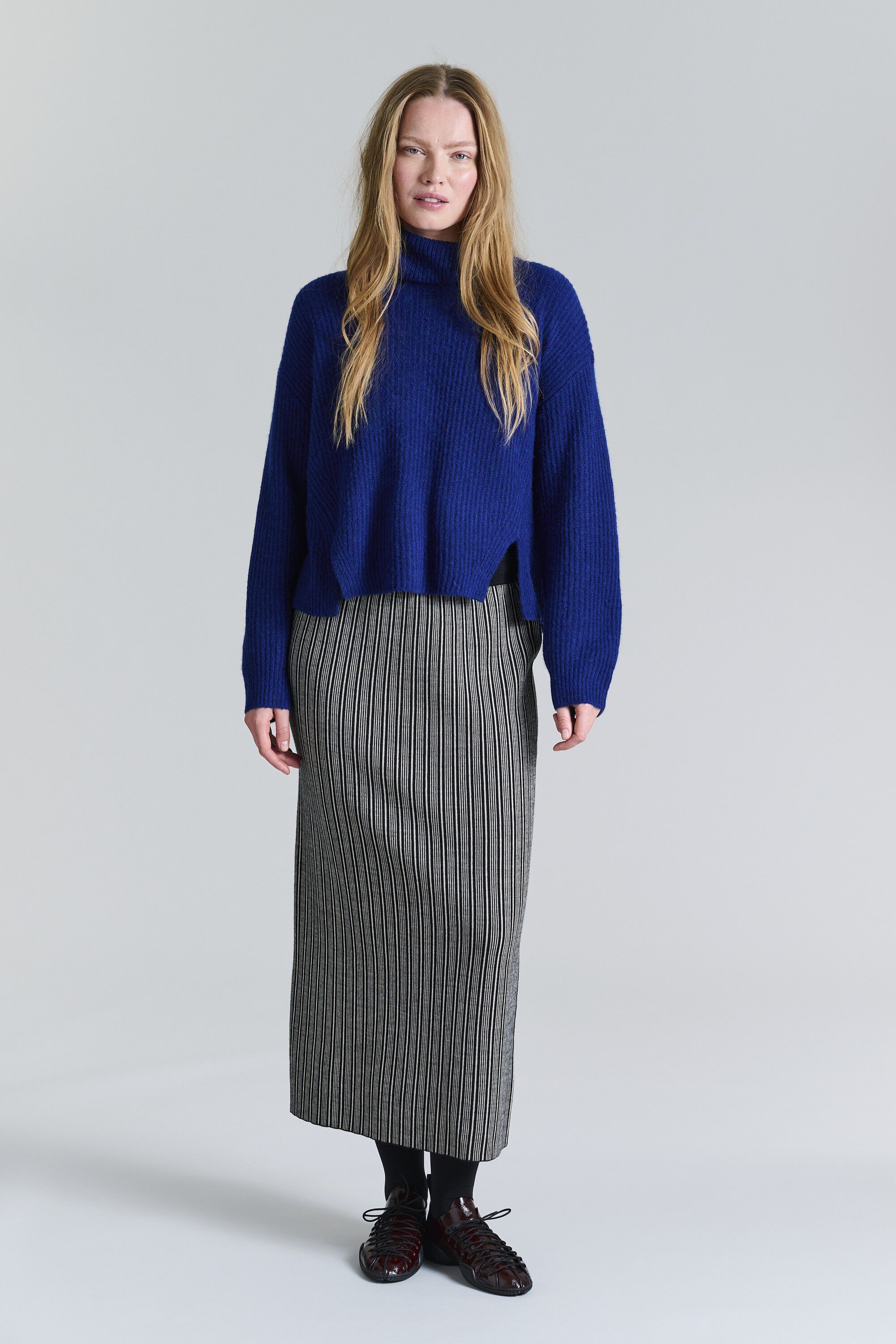 Kebukai rullekravesweater