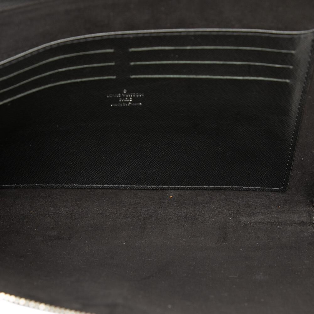 Louis Vuitton Clutch