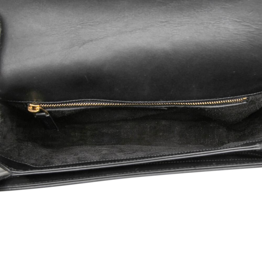 Yves Saint Laurent Shoulder Bag