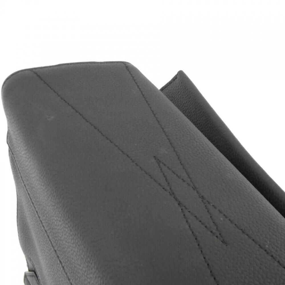 Louis Vuitton Messenger