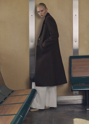 Structured wool coat