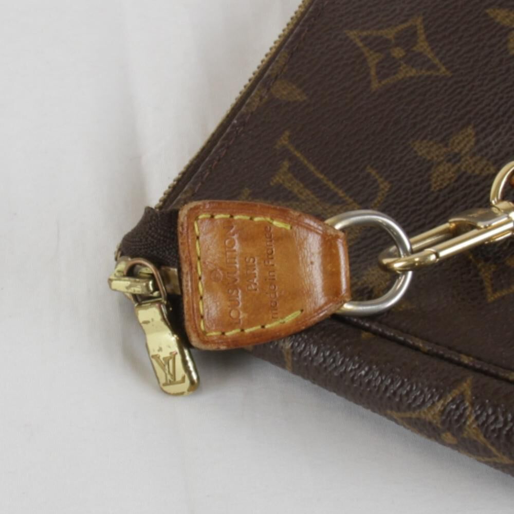 Louis Vuitton Pochette Accessoires