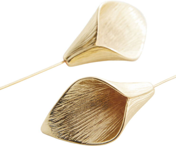 Leaves pendant earrings