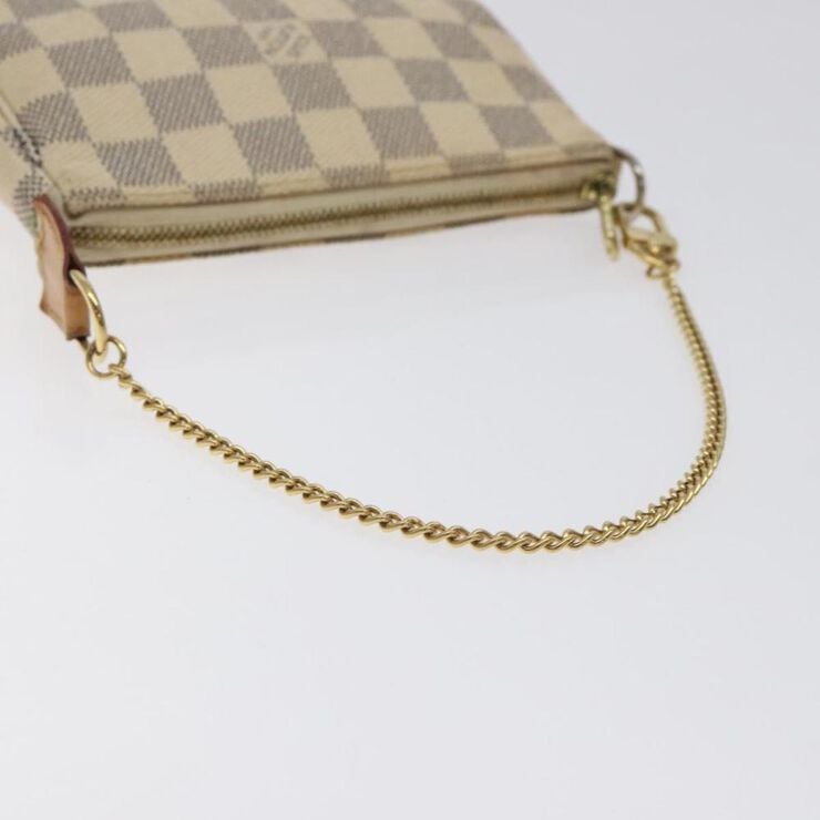 Louis Vuitton Pochette Accessoires