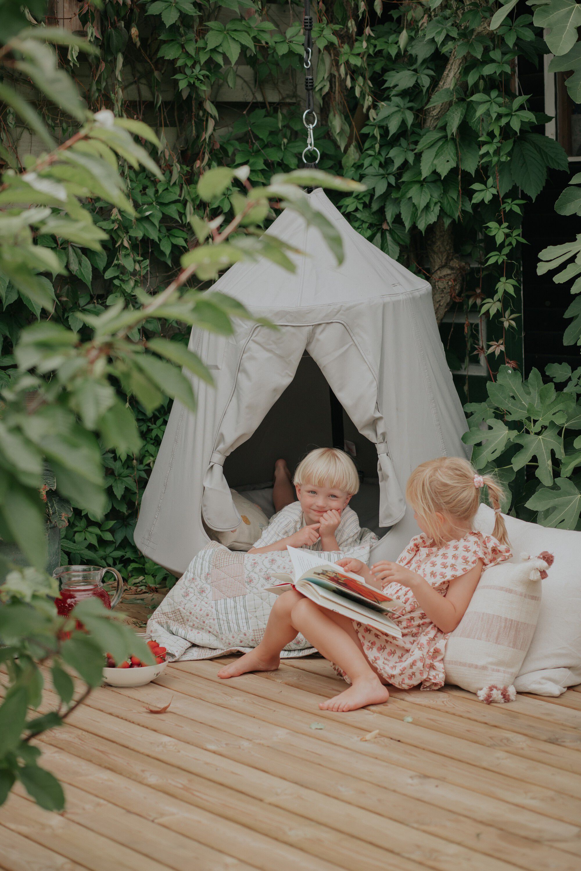 Krea Hangout Deluxe Tent