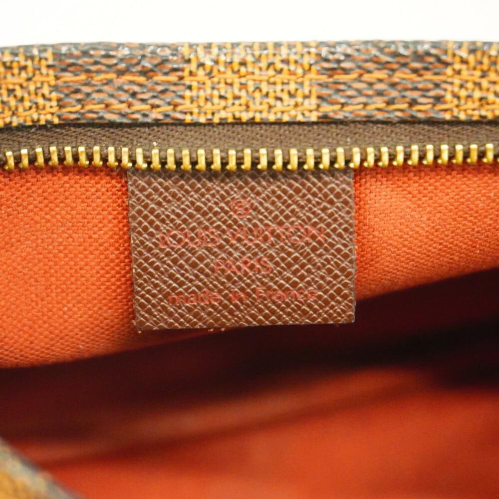 Louis Vuitton Trousse Makeup
