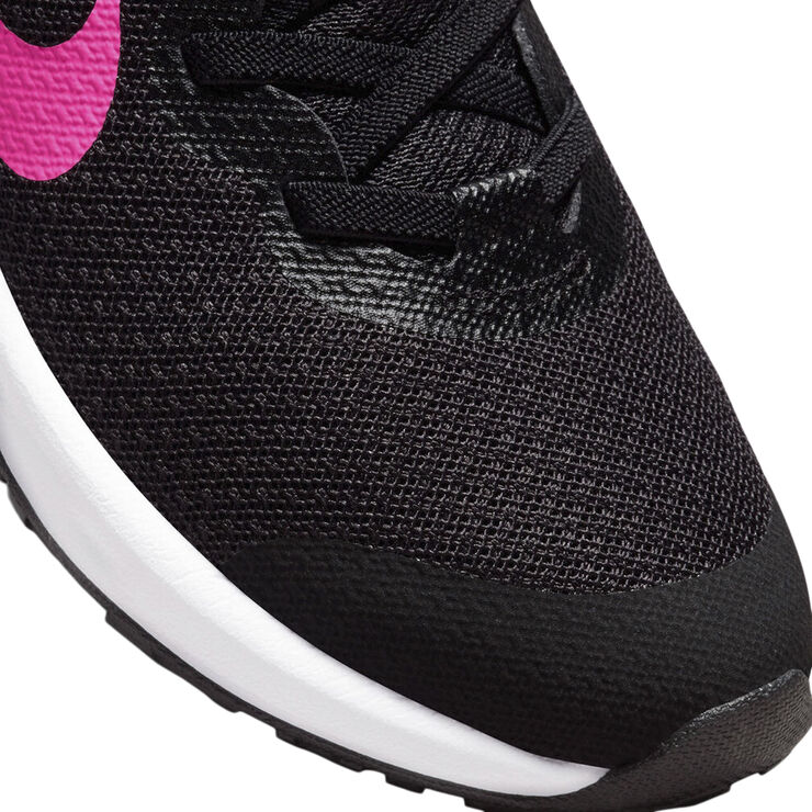 Revolution 6 sneakers