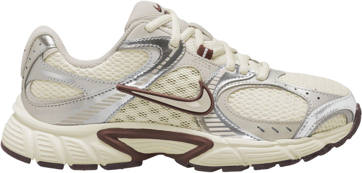 V5 RNR Sneakers