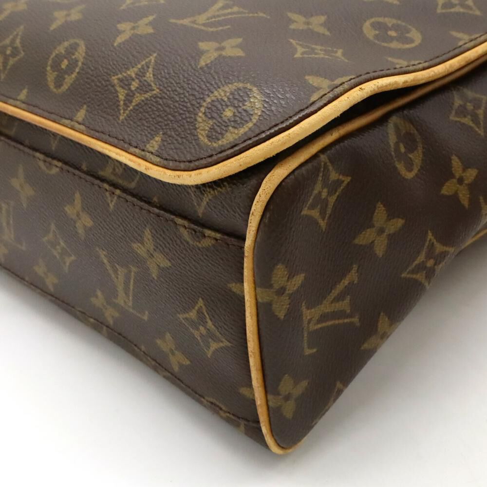 Louis Vuitton Shoulder Bags