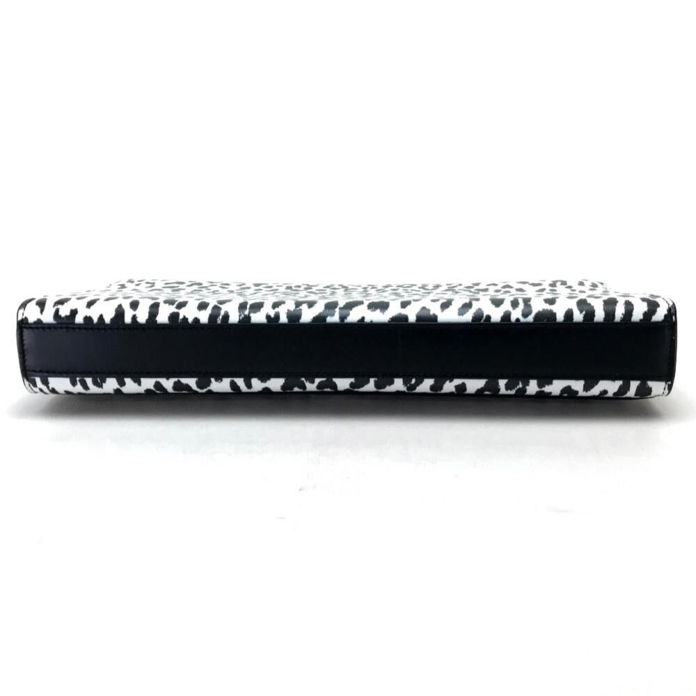 Yves Saint Laurent Clutch