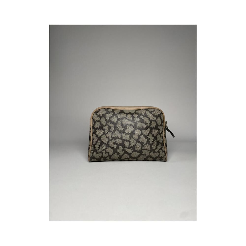 Yves Saint Laurent Clutch