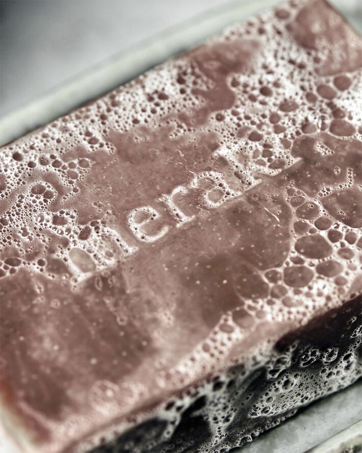 Sæbebar, Sesame Scrub