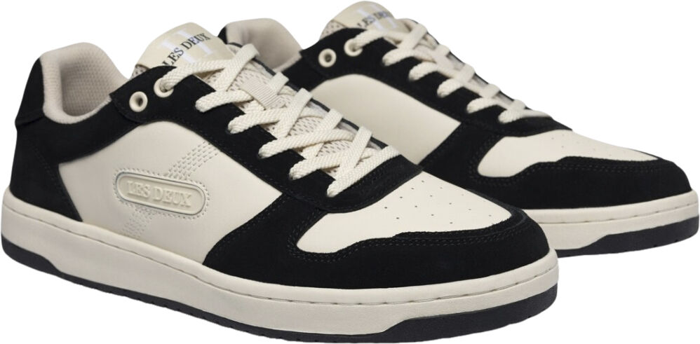 Wright Basketball Sneaker