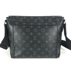 Louis Vuitton Messenger