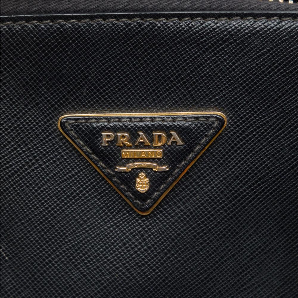 Prada Promenade