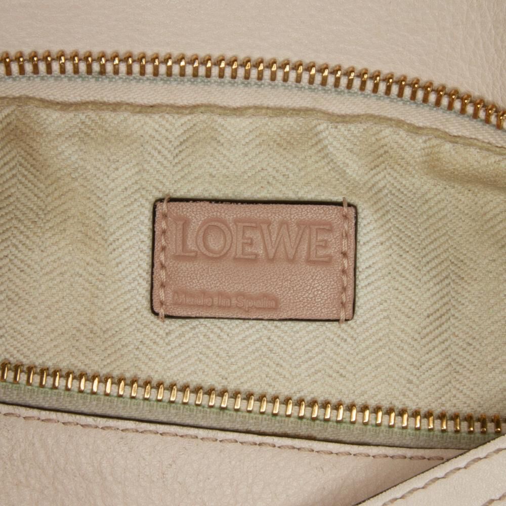 Loewe Puzzle