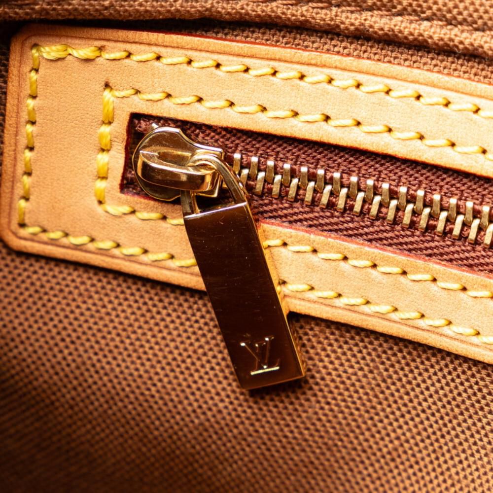 Louis Vuitton Shoulder Bags