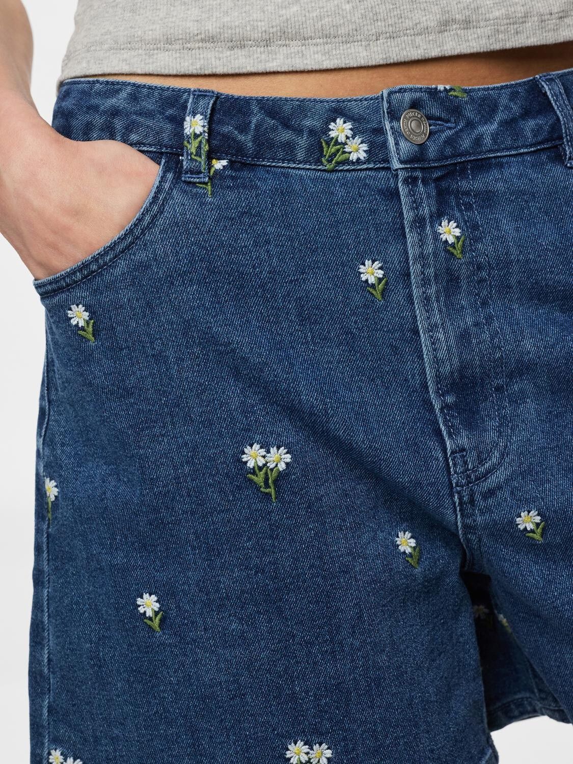 PCFLORA HW DENIM EMB SHORTS NOOS