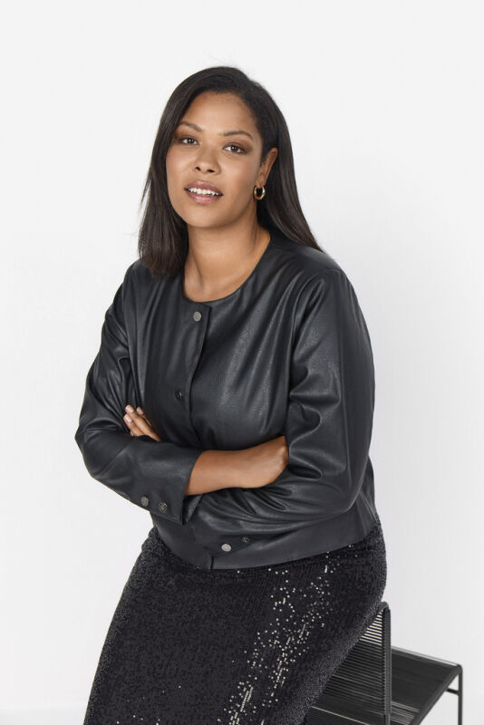 Curvy WA-GLAZAR 3 Jakke Sort