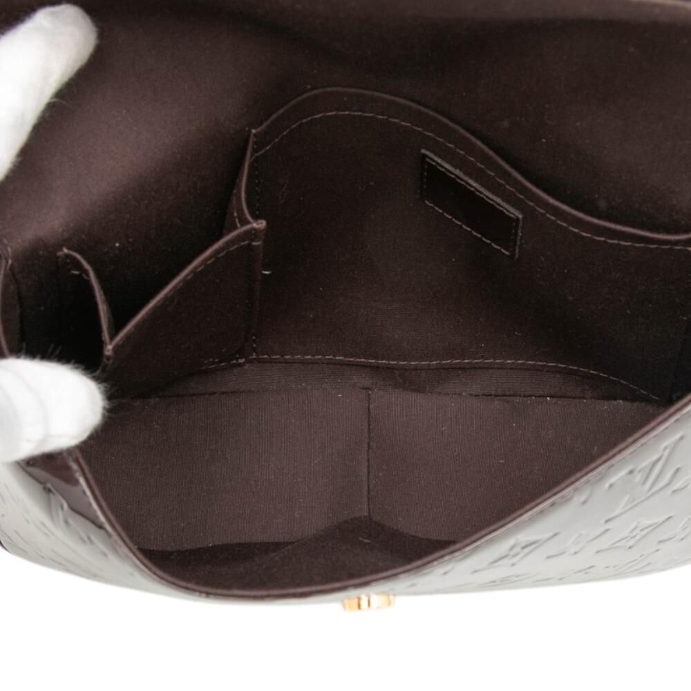 Louis Vuitton Shoulder Bags