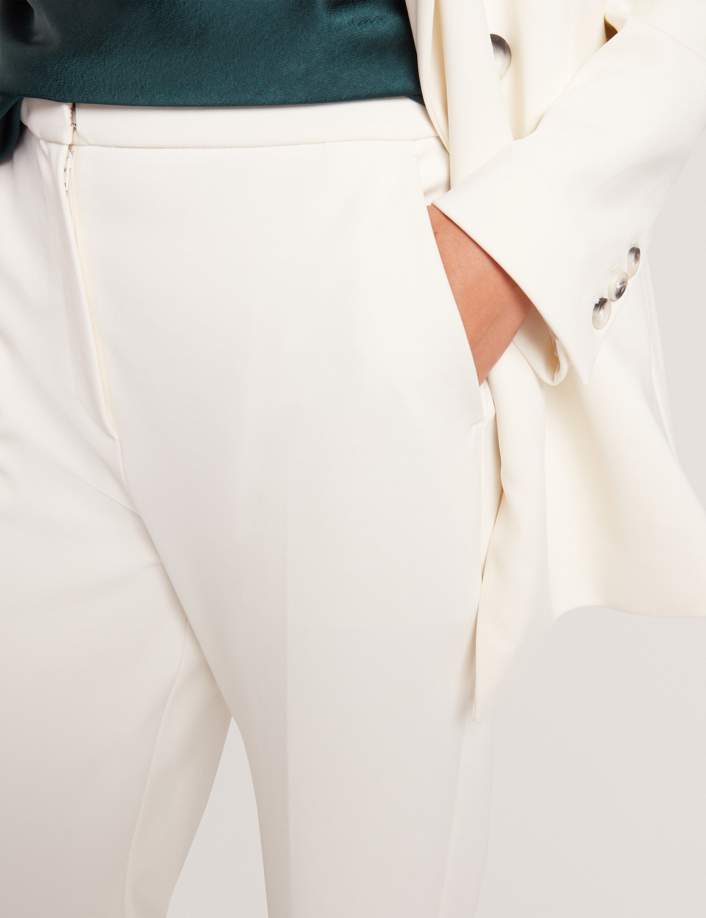 INDRIV High Waisted Flare Trouser