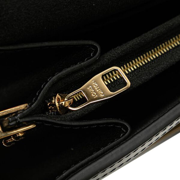 Louis Vuitton Dauphine