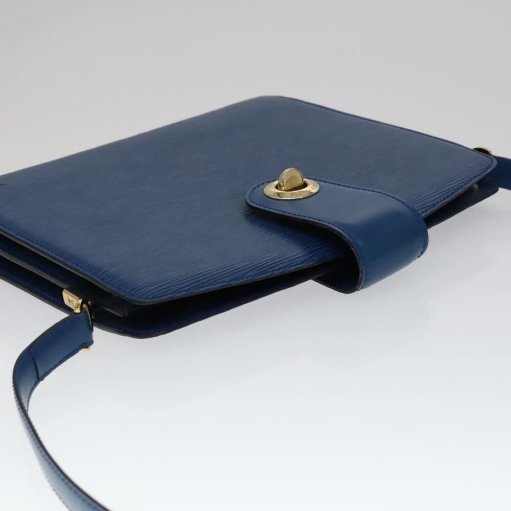 Louis Vuitton Shoulder Bags