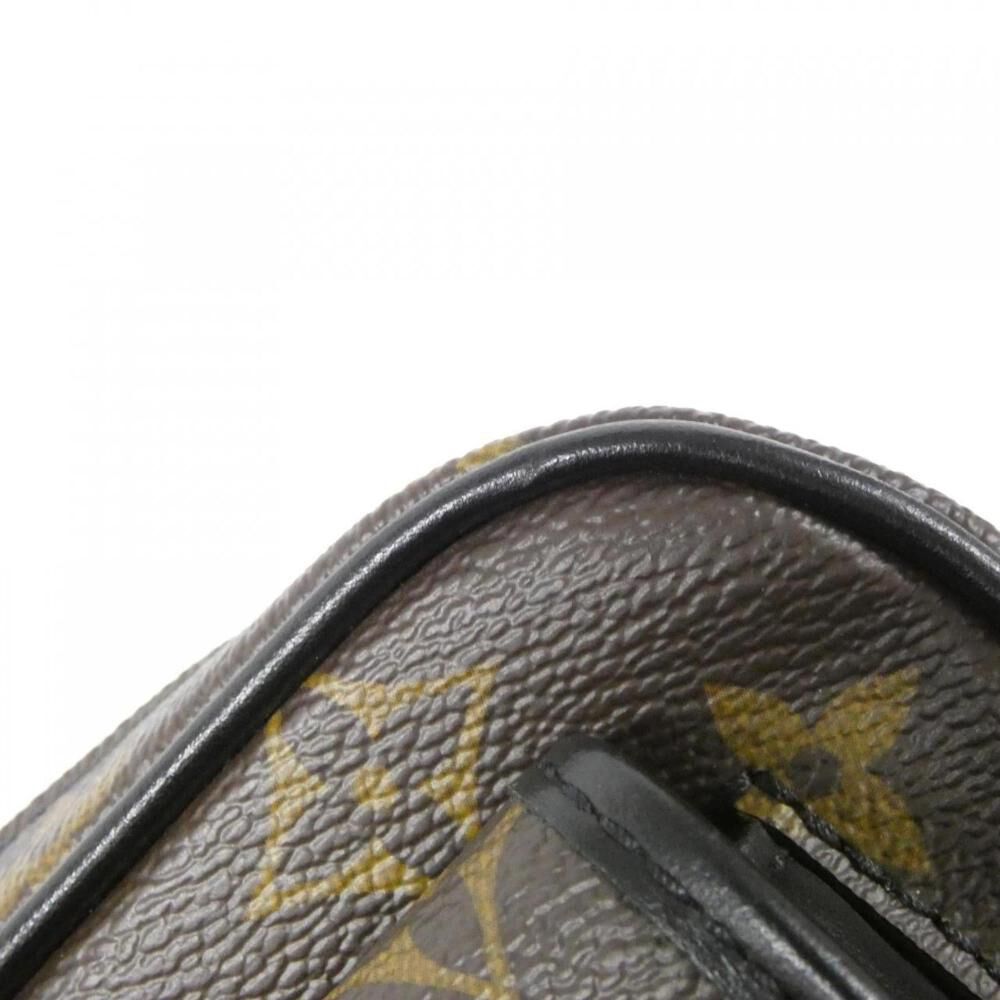 Louis Vuitton Shoulder Bags