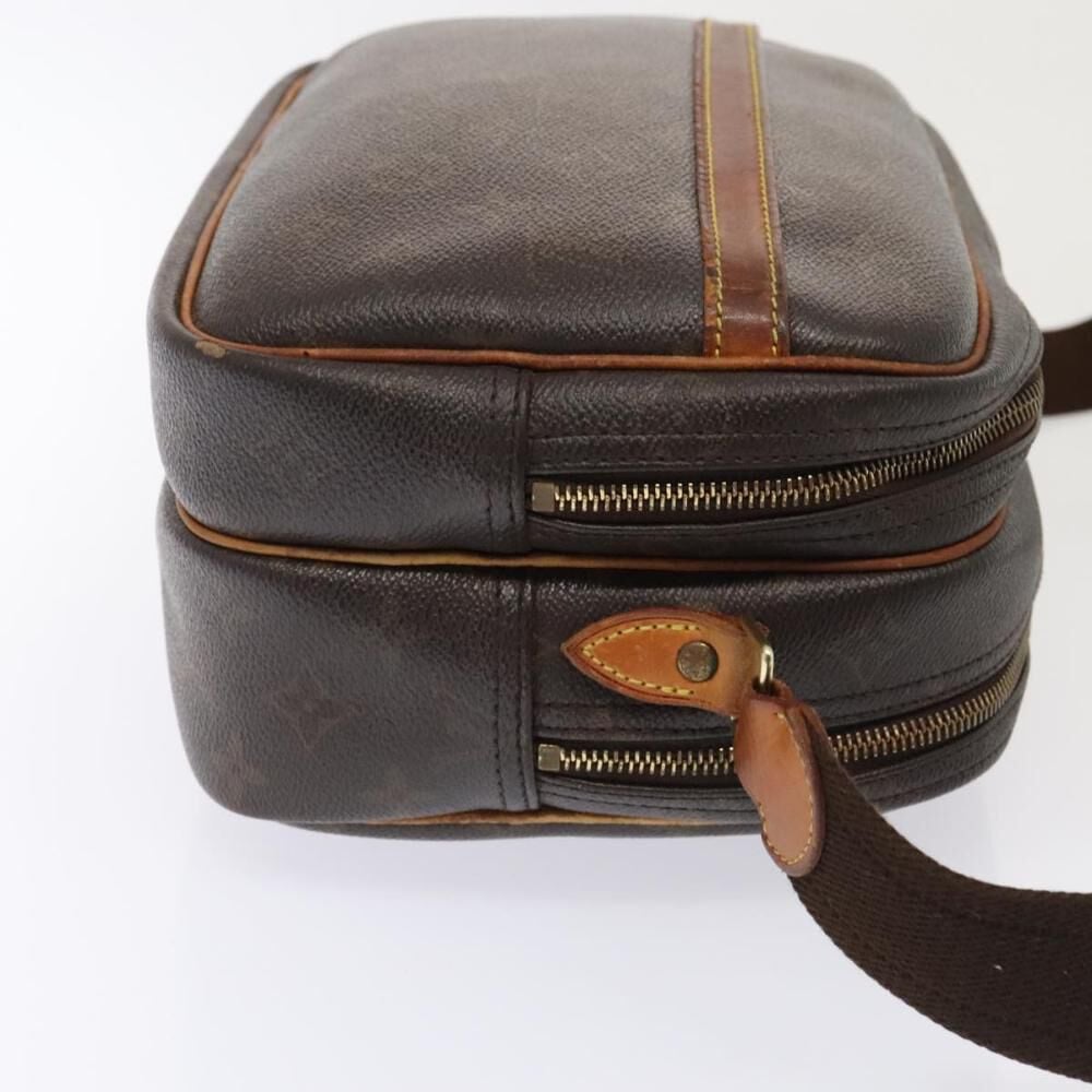 Louis Vuitton Reporter