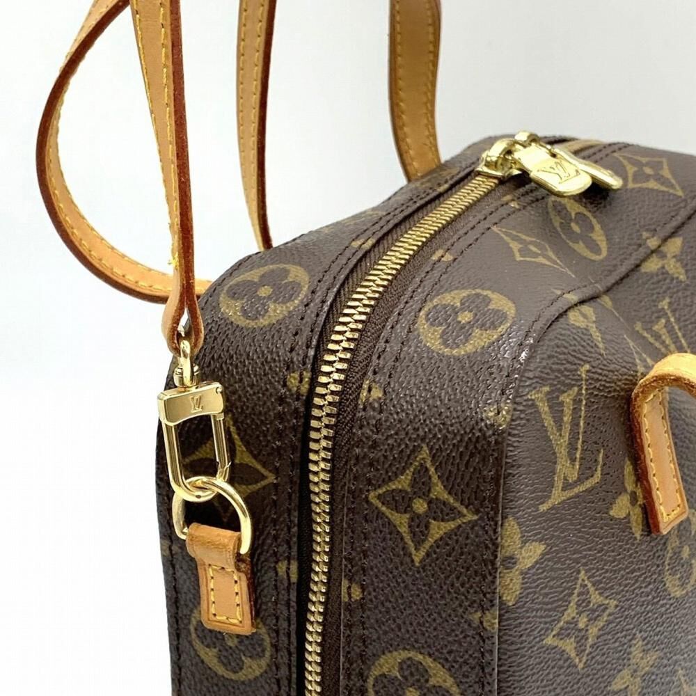 Louis Vuitton Shoulder Bags
