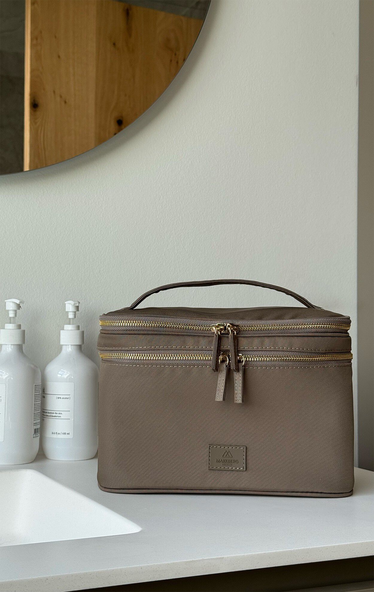 Treasure Toiletry Bag, Rec.