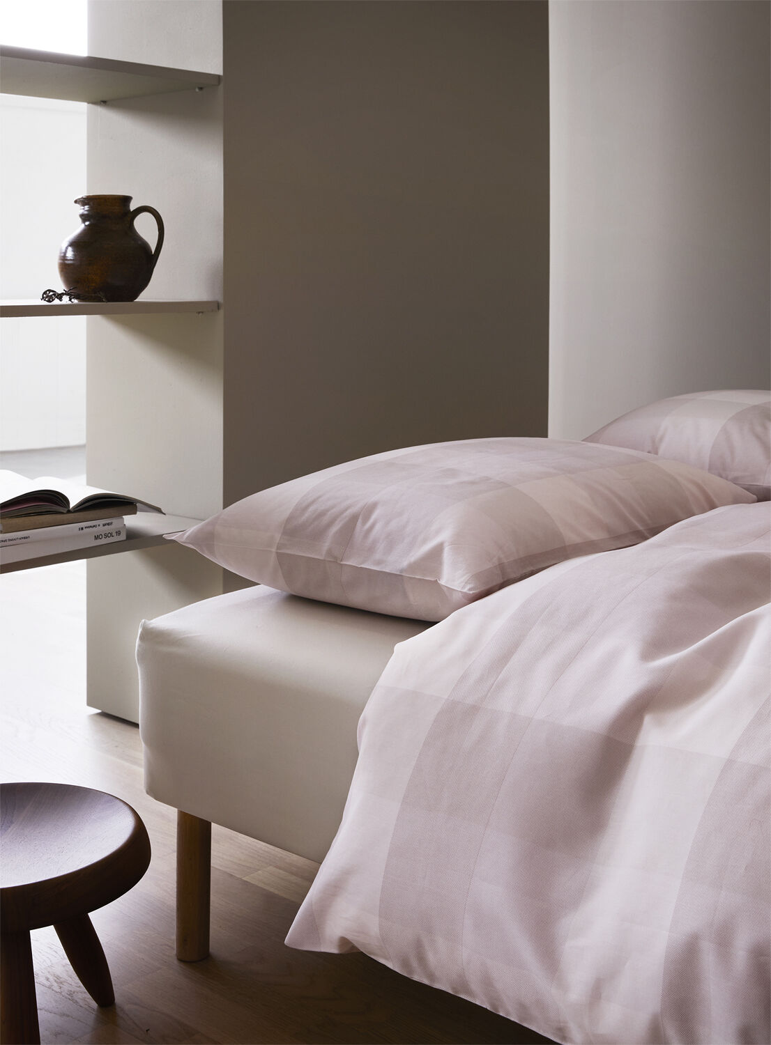 Elen senges&aelig;t varm rosa