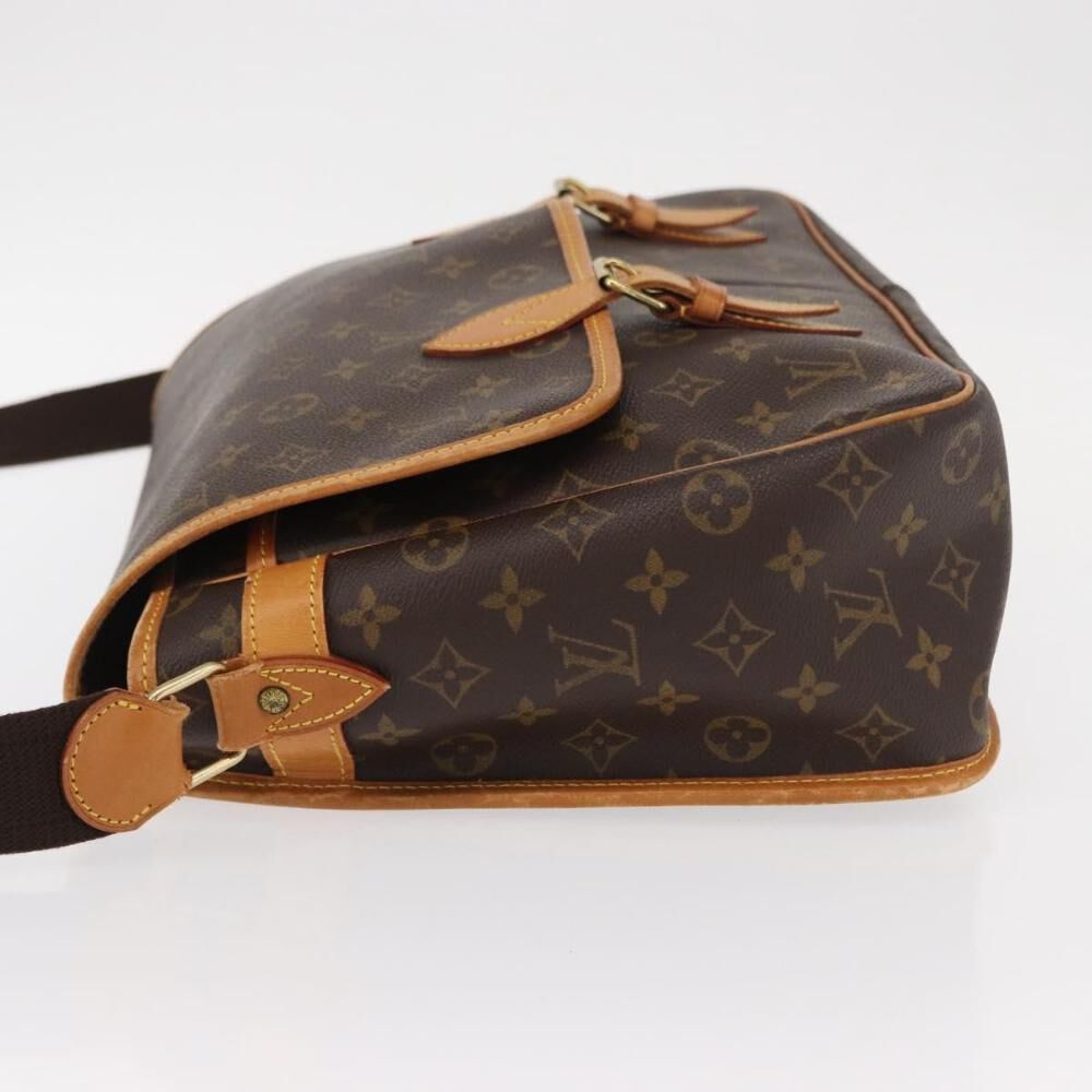 Louis Vuitton Gibeciere