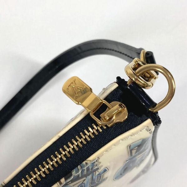 Louis Vuitton Pochette Accessoires