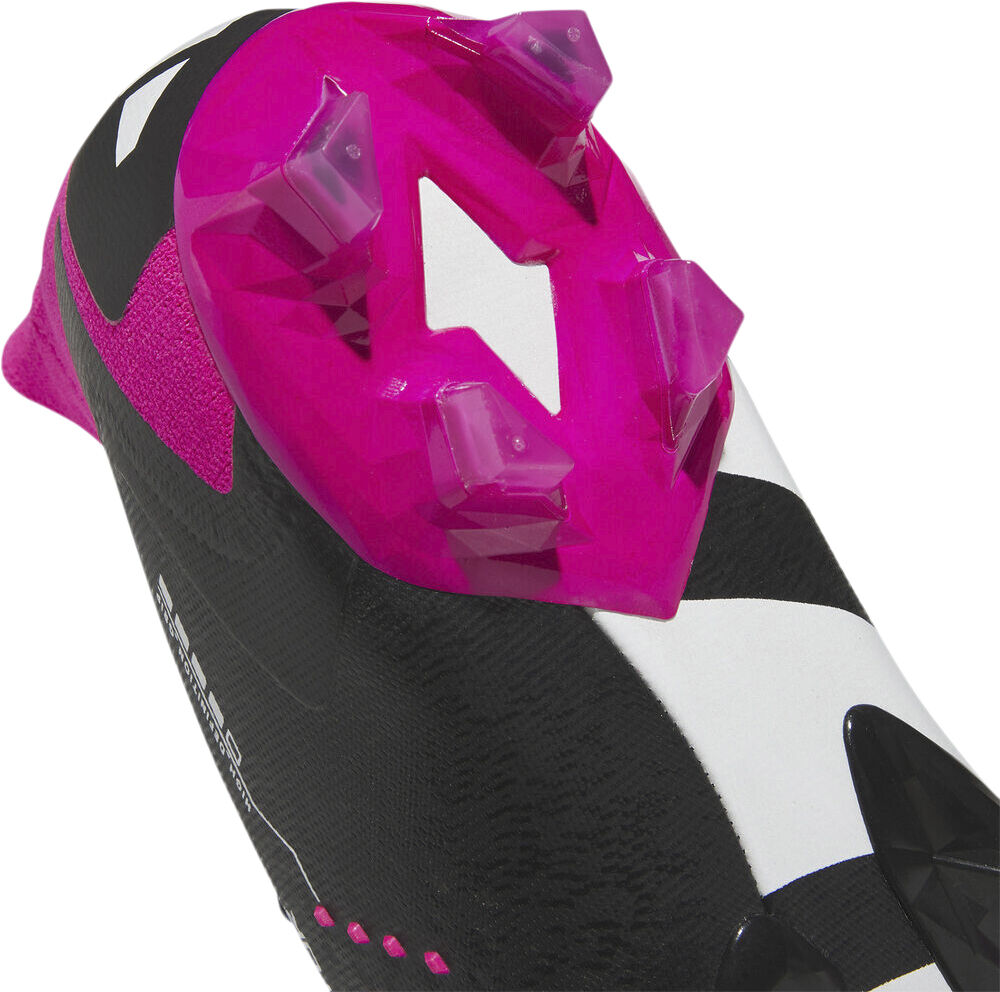 Predator Accuracy. 1 FG fodboldst&oslash;vler