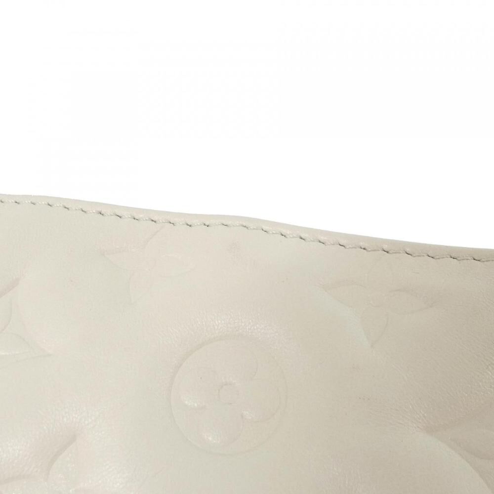 Louis Vuitton Coussin