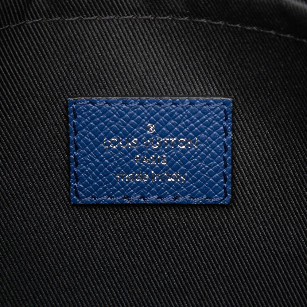 Louis Vuitton Messenger