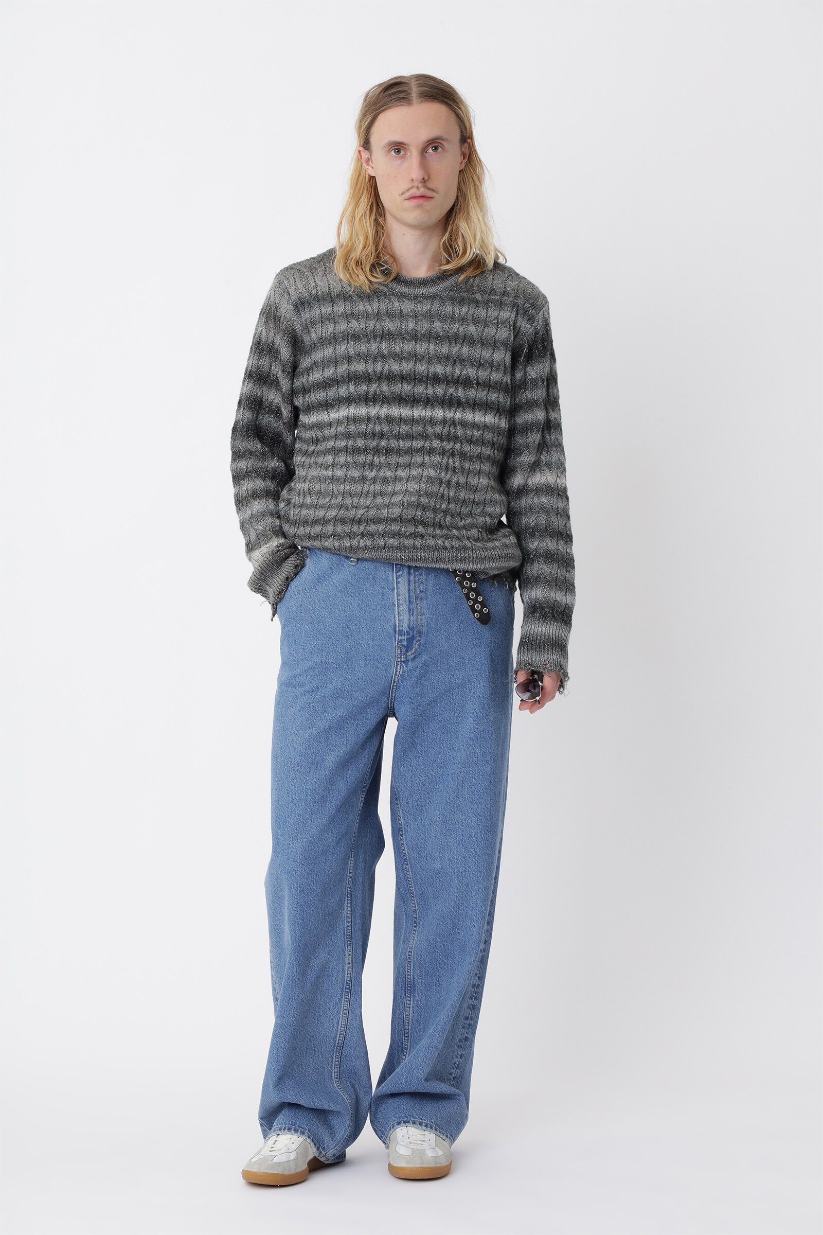 Ryder. 01 Knit Sweater