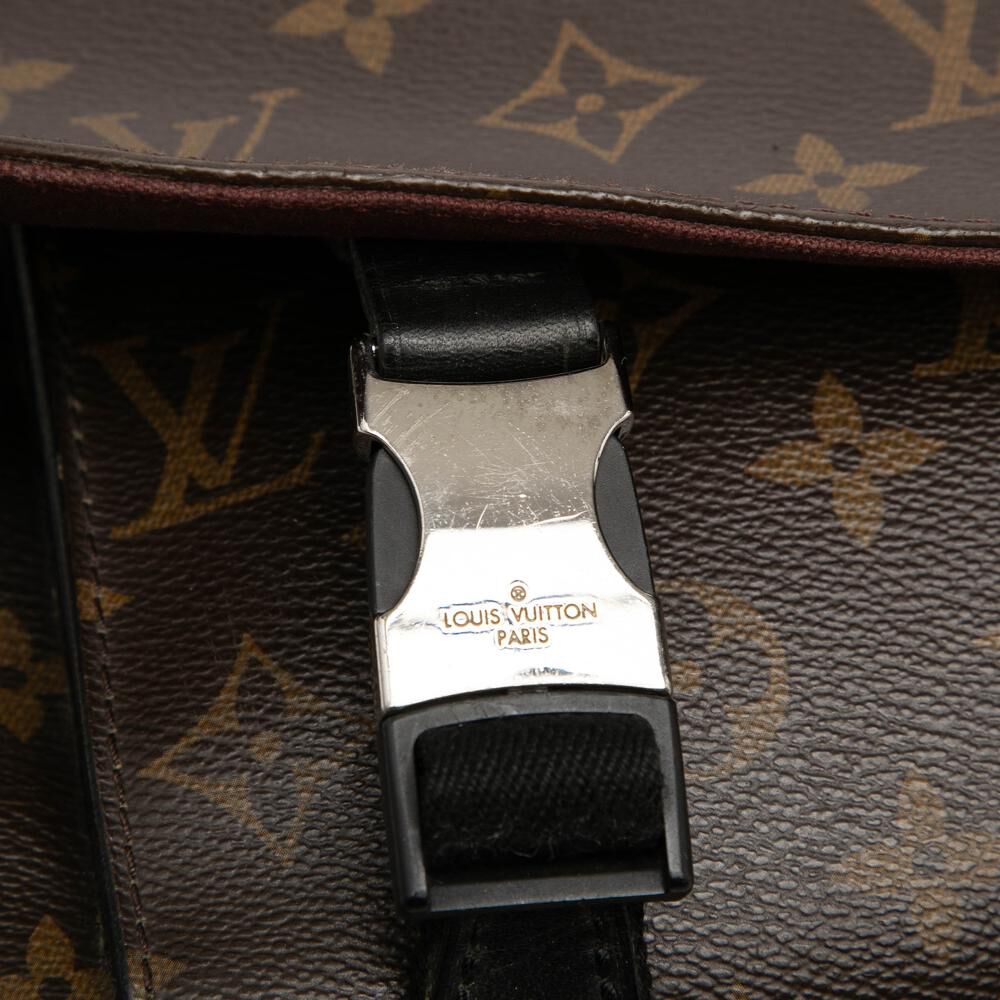 Louis Vuitton Crossbody Bag
